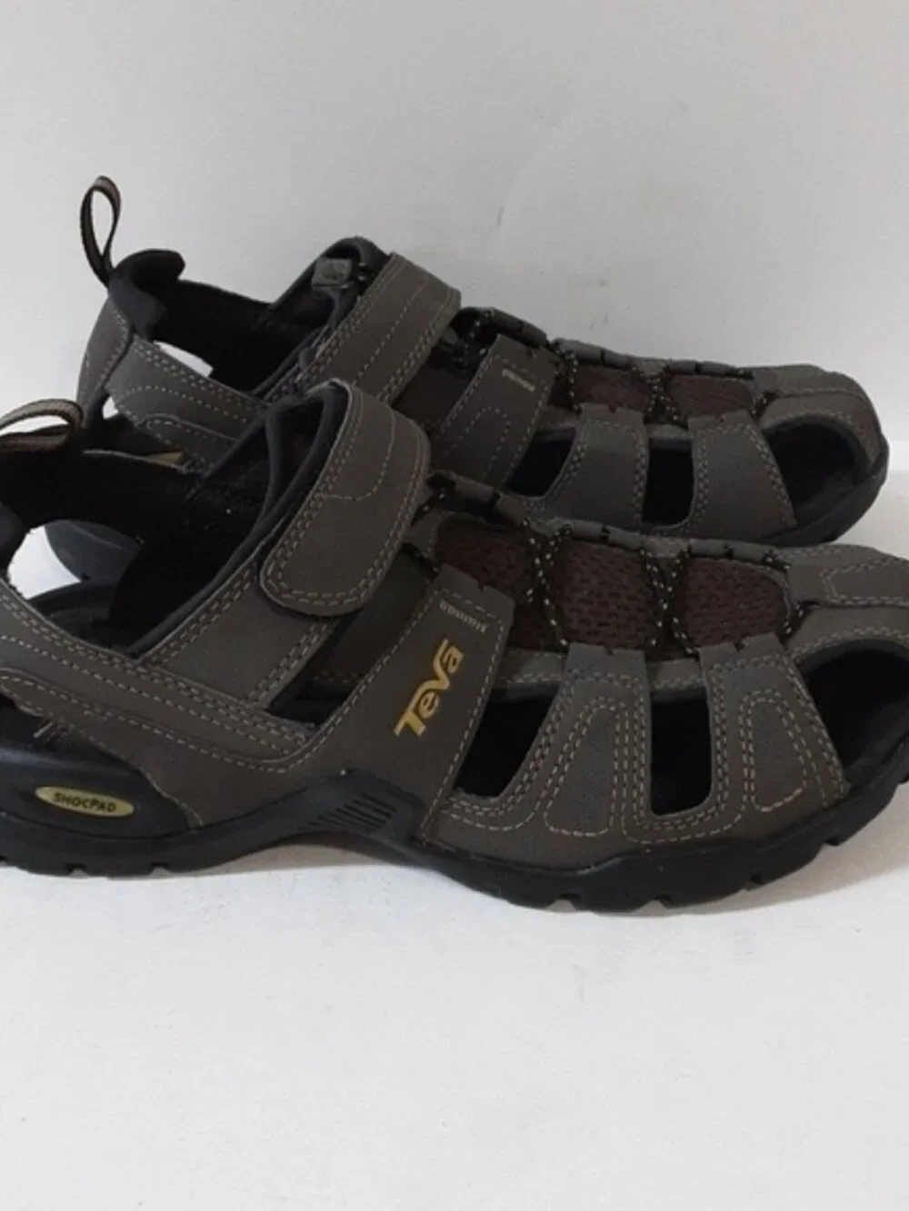 Teva Forebay Fisherman Sandal gray men’s 8 outdoor hiking casual vacation camp